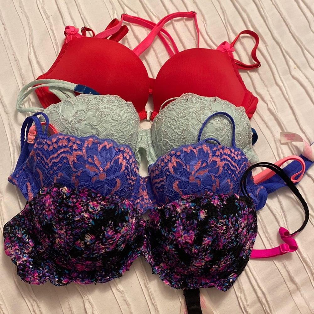 Lot of Victoria’s Secret bras